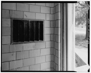 Csempe és díszléc postanyílásokkal, tipikus bejárat a lépcsőházba, Techwood Homes, Building No. 6, 465 Techwood Drive & 119-125 Hunnicutt Street, Atlanta, Fulton County, GA alkotó: American Photographer