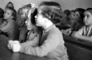 MELISSA ELEMI OSZTÁLY alkotó: Ando Gilardi