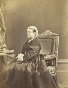 Őfelsége, Viktória királynő, 1866. december. alkotó: Andre Adolphe Eugene Disderi