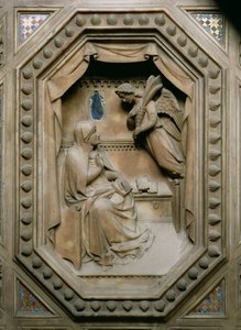 Tabernákulum, a Szűz Angyali üdvözletének részlete, 1359-es kő