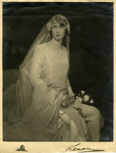 Lady Anne Hunloke (szül. Cavendish) esküvői fényképe