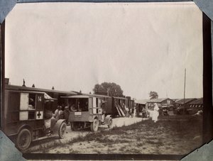 Első világháború 1914-1918: Katonák oltása a francia Vöröskereszt ápolói által a Saint Gilles-i (Saint-Gilles) állomáson a La Manche csatornában, Alsó-Normandia (Alsó-Normandia), Franciaország. Névtelen fotózás 1917. június Magángyűjtemény, Stella. alkotó: Anonymous Anonymous