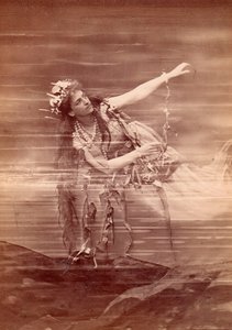 Lilli Lehmann operaénekes (1848-1929) Woglinde szerepében Richard Wagner Das Rheingold című operájában. Bayreuth alkotó: Anonymous Anonymous