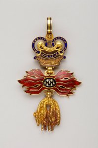 Aranygyapjú rend: Osztrák aranygyapjú - Csökkentett jelvény - 1850-1900 - Arany és emálok - H 6,2 cm; Szé 4,1 cm; Súly: 20 g - Magángyűjtemény alkotó: Anonymous Anonymous