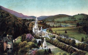 A Lourdes - Hautes Pyrenees (65) bazilika és kálvária áttekintése 1900 körül. alkotó: Anonymous Anonymous