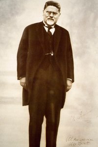 Giovanni Gentile olasz filozófus portréja (f/w fotó) alkotó: Anonymous Anonymous