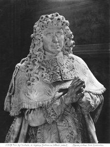 Jean-Baptiste Colbert de Torcy sírja 1619-83, Colbert részlete, 1685-1687 körül márvány és aranyozott bronz lásd még: 248118, 248119, 248120, 252767, 252769 bw fotó