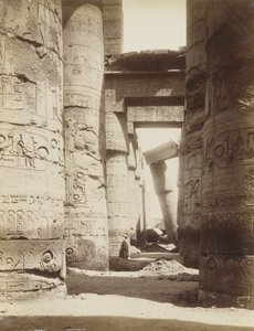A karnaki Hypostyle Hall belseje alkotó: Antonio Beato