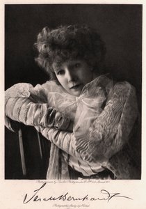 Sarah Bernhardt francia színésznő, 1901. alkotó: Art Photogravure Co