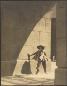 Őrség alkotó: Arthur F. Kales