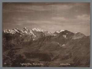 Kilátás a Gspaltenhornra, a Blüemlisalpra és a Schilthornra a Berni-Alpokban Panoráma a Jungfraukette-ről (sorozat címe)