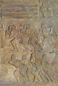 Részlet egy domborműről, amely a fa felhalmozását ábrázolja a parton a tengeri szállítás előtt, a II. Sargon palotából, Khorsabad, Irak alkotó: Assyrian