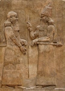 II. Sargon és méltóság, dombormű Sargon király khorsabádi palotájából, ie 716-713 körül