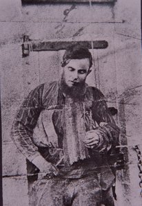 A Kelly Gang tagját, Joe Byrne-t halála után felfűzték, 1880. június 29-én (f/w fotó)
