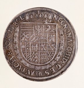 Ezüst érme (tallér) Tirolból: II. Rudolf császár (II. Rodolphe) uralkodása (1552-1612). Átm. 4 cm Nápoly, museo archeologico nazionale alkotó: Austrian School