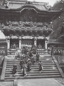 Japán: Nikko, Yomei-mon, az Ieyasu szentély főportálja (fekete-fehér fénykép)