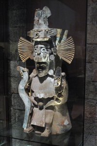 Füstölő Tlaloc isten alakjában, Tlahuac, késő posztklasszikus időszak, 1500 körül alkotó: Aztec