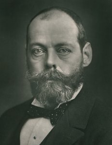 "The Right Honorable The Late Randolph Spencer Churchill", 1890-es évek közepe