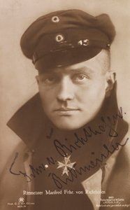 Manfred von Richthofen portréja 1892-1918, 1918. alkotó: Berlin . Photo studio C. J.