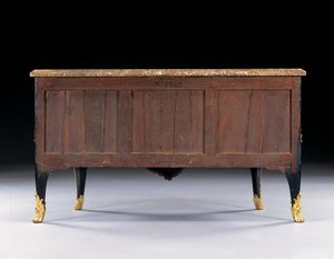 Komód, 1745 körül (ormolura szerelt japán lakk és ebonizált fa)