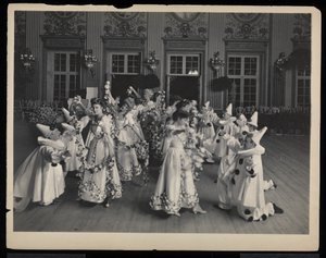 Tánc a James Hazen Hyde Ball-on, New York, 1905. január 31. (ezüst zselatin nyomat)
