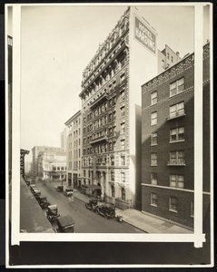Hotel Harding, 55th Street és Broadway, New York, 1921 (ezüst zselatin nyomat) alkotó: Byron Company