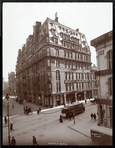 A Hotel Victoria, a Broadway és a 27th Street délkeleti sarka, New York, 1900 vagy 1901 (ezüst zselatin nyomat) alkotó: Byron Company