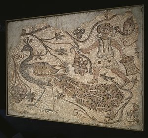 Padlómozaik panel: Szőlőkombájn pávával, 400-as évek alkotó: Byzantine