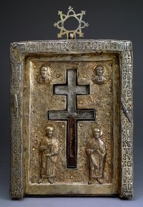 Aranyozott ezüst staurothek Kereszt ereklyetartó, bizánci, 12. század alkotó: Byzantine Byzantine