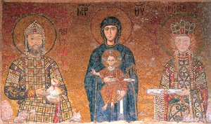 A Szűz gyermekkel II. Komnénosz János császár és felesége, Irén között, c1118. alkotó: Byzantine Master.