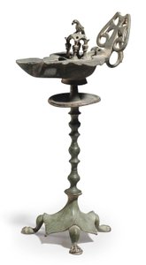 Bizánci bronz olajlámpa és állvány, Kr.u. 5-6. század (bronz) alkotó: Byzantine School