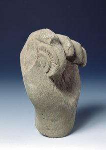 A csakrakorongot tartó szobor keze, 800-1431
