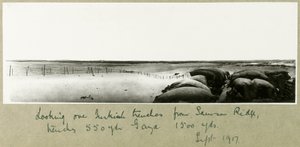 Török lövészárkokra nézve a Samson Ridge-ről, 1917. szeptember alkotó: Capt. Arthur Rhodes