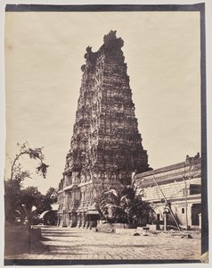 Nyugati átjáró (Gopuram) a Meenakshi Sundareshwar templomban, Madurai