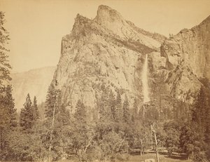 [Bridal Veil, 900 láb magas]