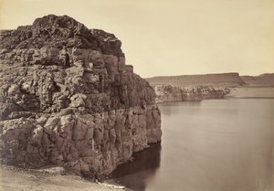 [The Dalles, legmagasabb és legalacsonyabb vízállás, 92 láb] / [A Dalles felső része, Columbia folyó, Oregon] alkotó: Carleton Watkins