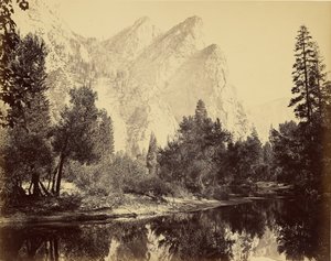 [Három fivér, 4480 láb] alkotó: Carleton Watkins