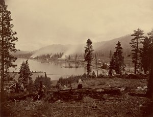 A Gleenbrook [sic] öböl, Tahoe-tó, a Carson és Tahoe Lumber and Flume Co. fűrészmalmait, hullámtörőjét és gőzhajóit, valamint a Tahoe-tó végállomását, N.G.R.R. tó. alkotó: Carleton Watkins