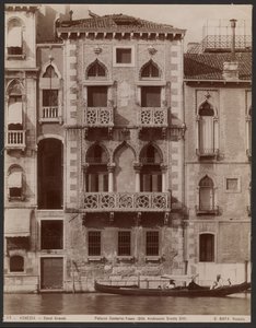 Palazzo Contarini-Fasan, Velence alkotó: Carlo Naya