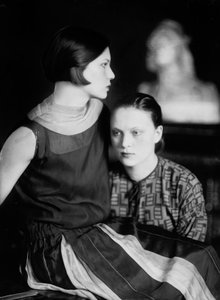 Wanda és Marion Wulz portréja, Trieszt, 1920 körül (üvegtábla)