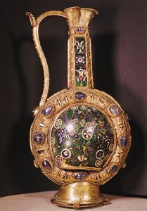 Nagy Károly vizeskancsó (arany és cloisonne zománc)