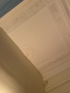 Összetétel - mennyezet, 2022 (fénykép) alkotó: Cécile Jamet