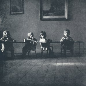 Belső ülőfigurákkal, 1941 alkotó: Cecil Beaton