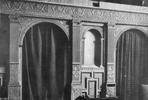 A képernyő egy része a teremben alkotó: Charles Latham