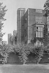 Északi tornyok a Priory Gardenből alkotó: Charles Latham