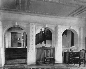 Biliárdterem lépcsőháza alkotó: Charles Latham