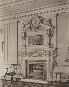Stoke Hall, Derbyshire, Szaloni kéménydarabok alkotó: Charles Latham