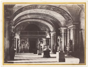 Kariatidák szobája, a Louvre Múzeumban, c. 1851. alkotó: Charles Marville