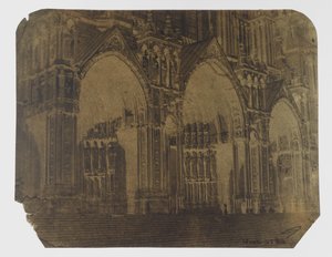 A chartres-i székesegyház déli oldalának kapuzata alkotó: Charles Nègre