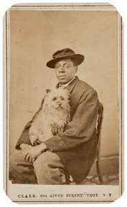 Ember és kutya portréja,c. 1860 (fotó) alkotó: Charles R. Clark